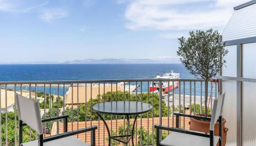 On The Port - Foto 2