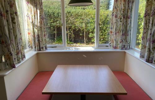 Little holiday cottage in Seaview, minutes walk to beach - Photo 11