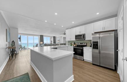 Shoreline Towers 2124 - Completely Renovated Luxury 3 Bedroom Beach Front Condo in Destin! - Foto 4