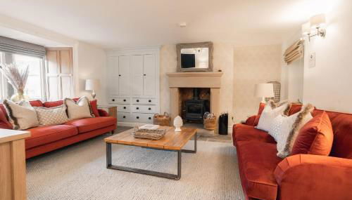 The Farmhouse - Photo 3