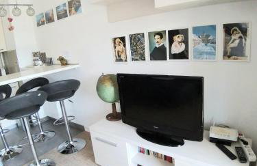 Theos atelier SELF CHECK IN APARTMENT w Free Private Parking - Foto 4