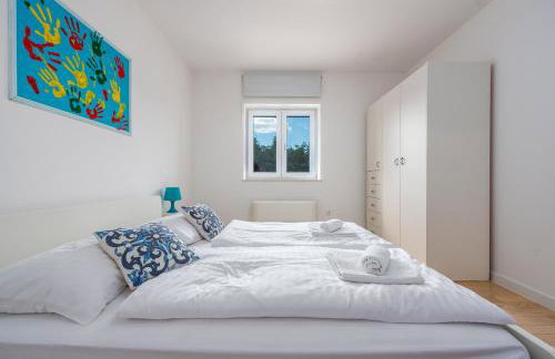 Villa Field Hill with Swimming Pool and Tennis Court - Foto 41