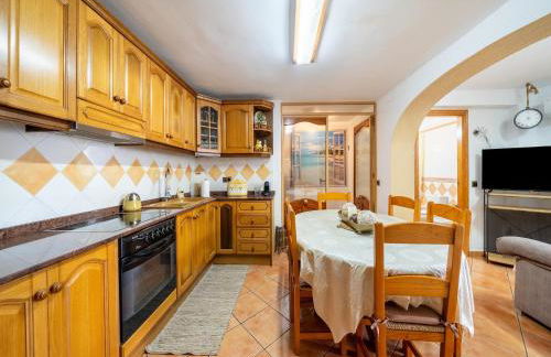 Apartment in Spain near Scenic Coastline - Foto 18