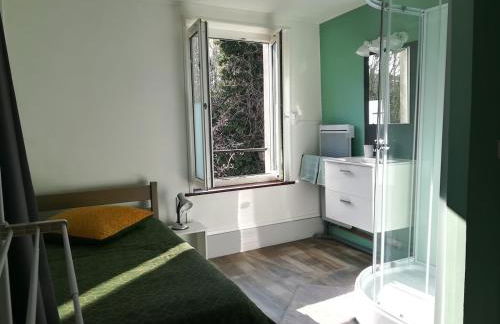 Maisonnette atypique du centre ville - Foto 4