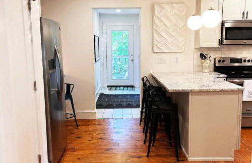 Mill House in Beautiful Downtown Jefferson - Foto 10