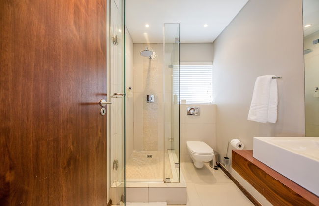 Infinity Self-Catering Apartments - Photo 76