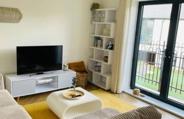 Salt Yard Apartment, Parking and Terrace, Whitstable - Foto 5