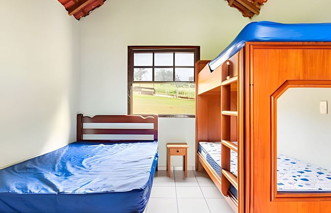 Chácara com 4 Chalés grande piscina - Foto 8