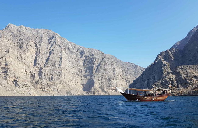 Khor Sham Dhow Boat Cruise - Foto 5