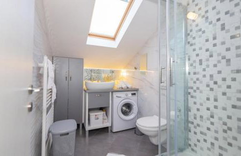 6 Bedroom Nice Home In Svib - Foto 33