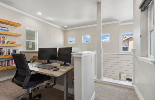 Sleek Home Near Old Town W/ Rftp Hot Tub & Mtn Views - Foto 44