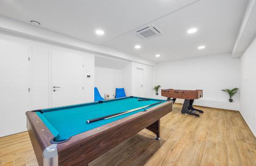 Villa Pinus - Private Pool, Jacuzzi, Game Room - Foto 14