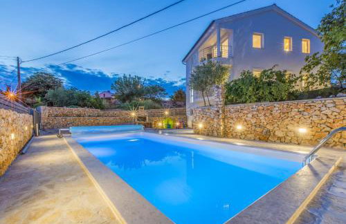 Family friendly house with a swimming pool Garica, Krk - 19507 - Photo 1