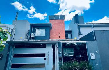 Moderno Sobrado Climatizado com Ar Quente e Frio - Photo 2