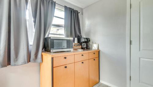 Apt 1 Mi to Riverfront in Titusville with Patio - Foto 4