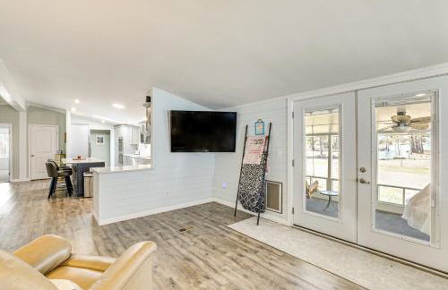 Lake Moultrie Access Moncks Corner Home with Dock - Foto 5