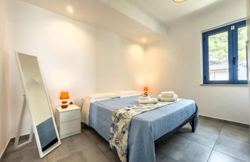 CALALUNGA PIETRAGRANDE - Exclusive Shoreline Haven - Photo 50