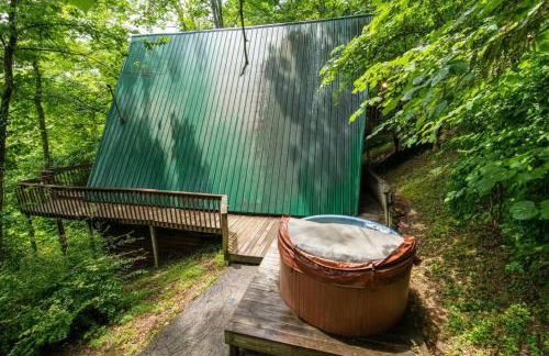 Hot Tub - Haven at the Red - Red River Gorge KY - Foto 9