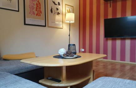 Ferienwohnung Schlossblick Direkt gegenüber dem Schloss, Rhododendronpark mit Terrasse und WLAN - Foto 6