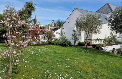 Blue Hills Luxury Apartment, Bay Front with Parking - Foto 21