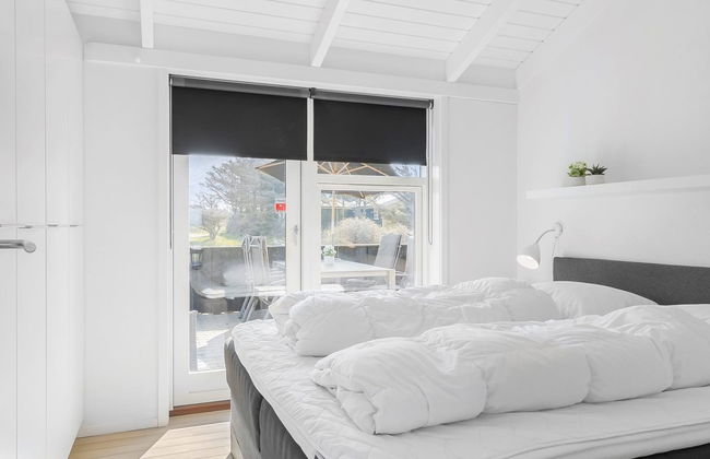 "Paul" - 100m from the sea - Photo 19