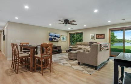 Lake And Trails Lodge Lake Access Sleeps 23 - Foto 32