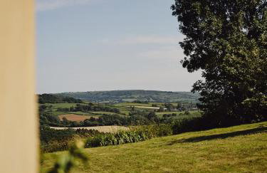 Luxury 4 Bed Farmhouse on Rewilding Estate - Foto 26