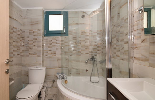 Villa Sirokos Lefkada With Pool - Photo 16