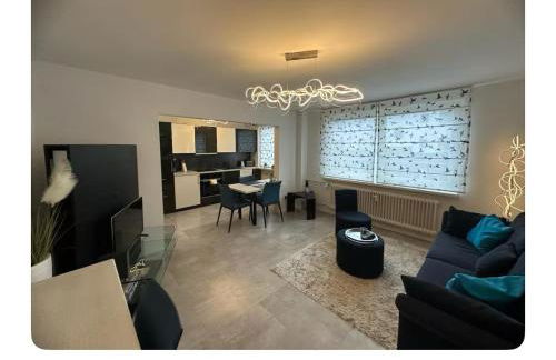 Top ausgestattete 2-Zimmer-Wohnung - ideal für Kurz-und Langzeitaufenthalte - Foto 1