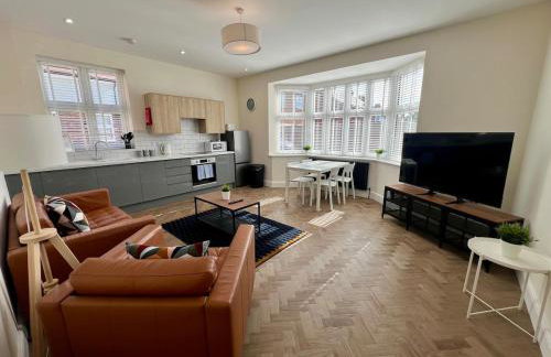 4 The Royal Serviced Apartments, Harwich - Garden- Parking-Fast WiFi - Foto 8