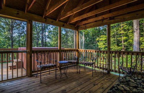 Family Cabin on 6 Acres with Lake Access and Hot Tub! - Foto 12