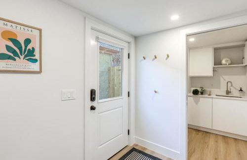 Less Than 1 Block to City Park New-Build Apt in Denver! - Foto 20