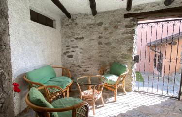 Independent Stone House with Lake View - Photo 15
