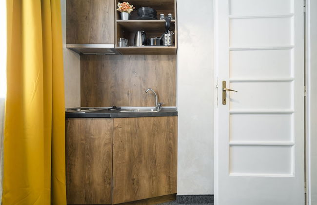 Central Business Apartments BW - Photo 6