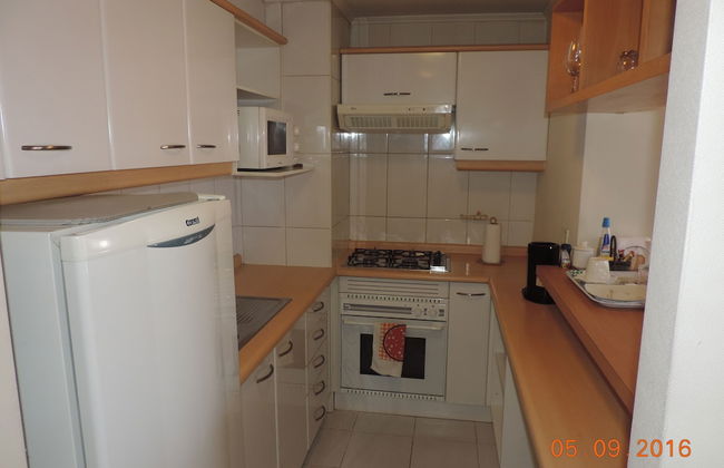 At Home Roger de Flor - Photo 19