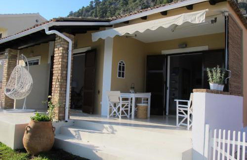 Seafront Calista Beach House With Garden - Foto 31