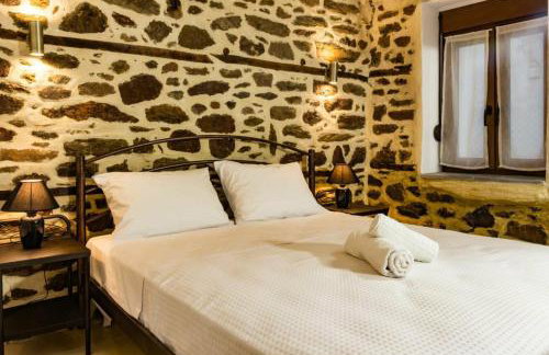 Marianthi's Stone House - Photo 12