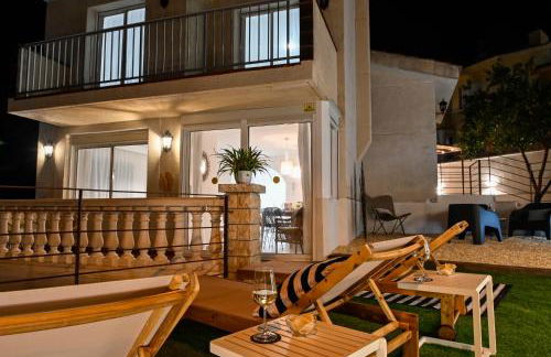 VILLA WINE & BEACH Design and Luxury in Cala Crancs - Foto 42