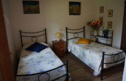 Antico Casale in pietra con Piscina privata - Photo 18