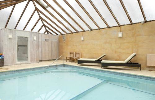 Cats Abbey Cottage - Photo 1