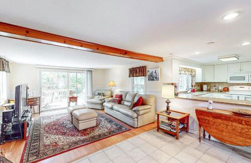 Falmouth Beachtown Getaway - Foto 3