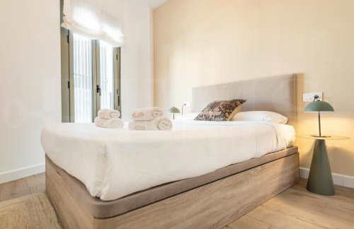 Modern apartment with private terrace by REMS - Photo 3