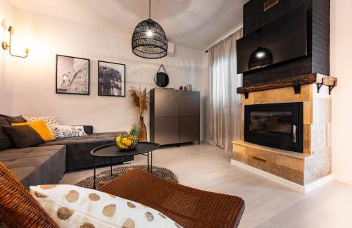 Bella Casa Eta - Photo 30