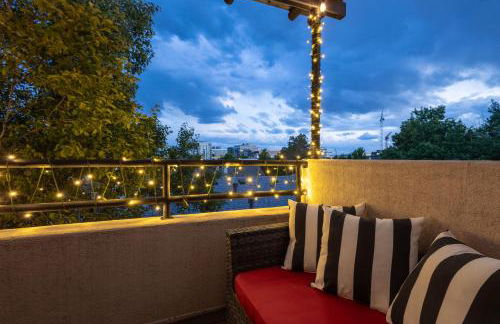 Heart of Cherry Creek Group Retreat Hot Tub - Foto 13