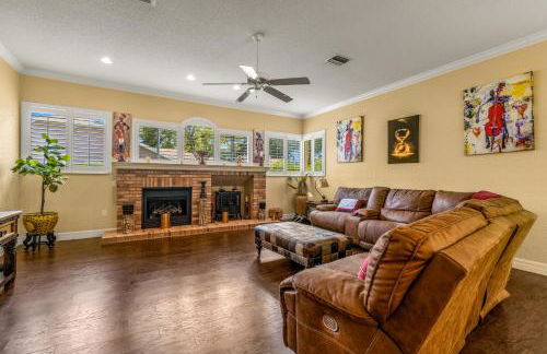 Quiet and Cozy 3 beds 3 baths in Spring Hill with heated Pool and Hot Tub - Foto 6