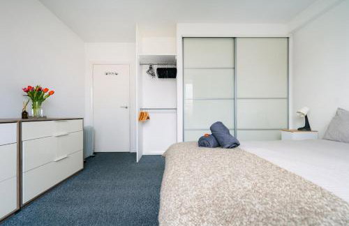 2BR w Balcony Swiss Cottage Near Central London - Foto 38