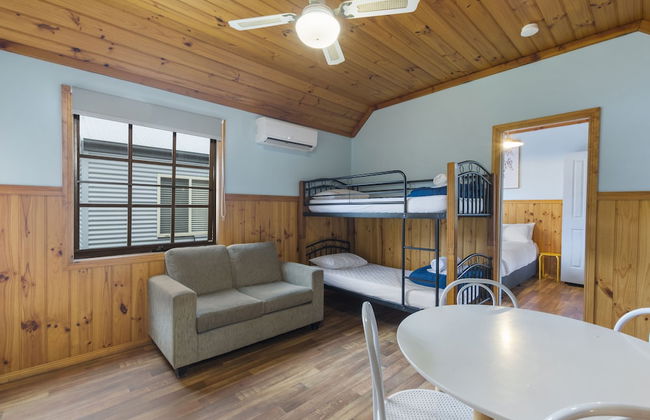 Wairo Beach Holiday Park - Photo 22