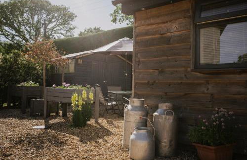 Coach House - Photo 8