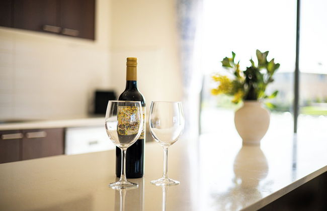 StayAU 5BR Lakefront Escape Point Cook - Foto 28