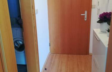 Cozy Apartmant with a sea view in Orašac - Photo 12